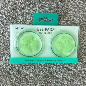 NWT hot and cold eye pads